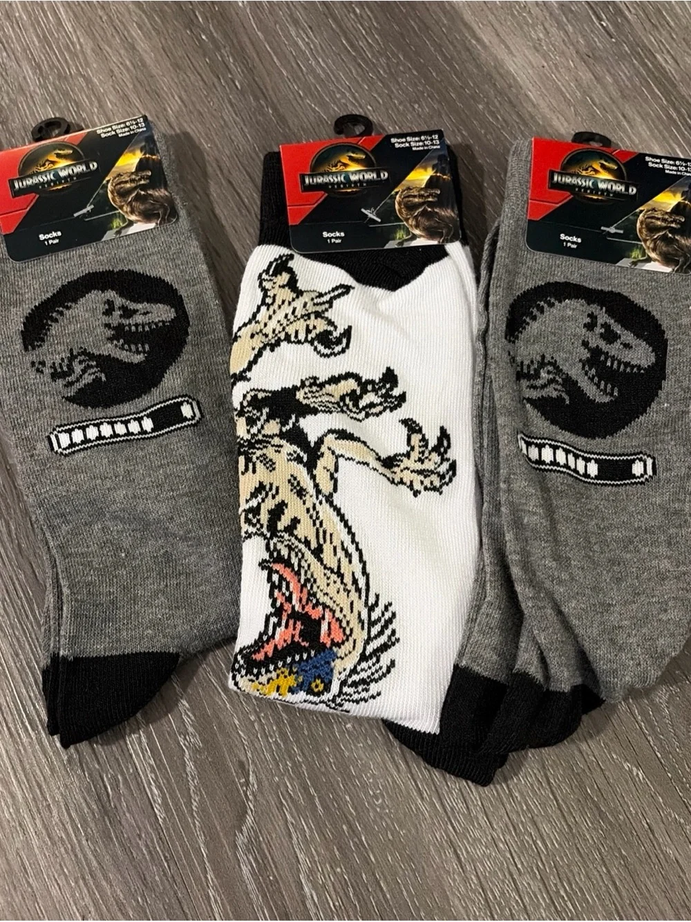 Lot of 3 Jurassic world Men's  Crew Socks - Gray & White